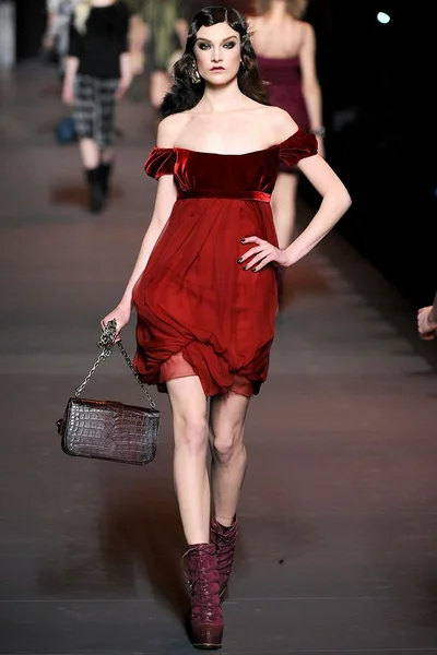 Look 35